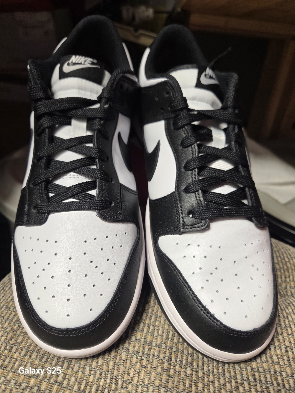 Nike Men’s Low-Top Sneakers in Black and White